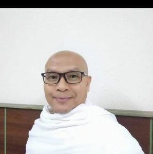 Meet your Posher, Azhar